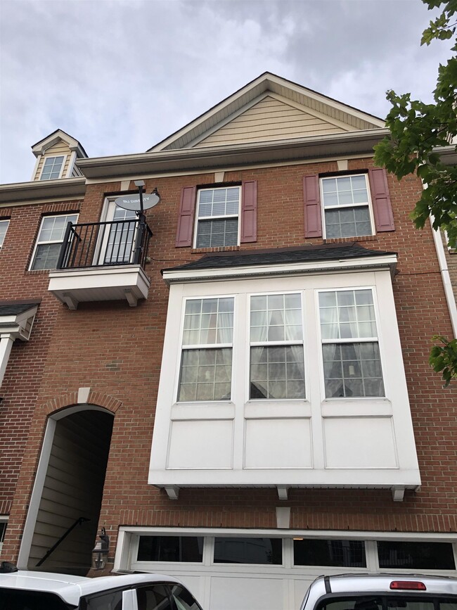 Foto del edificio - 12 Creekside Ct