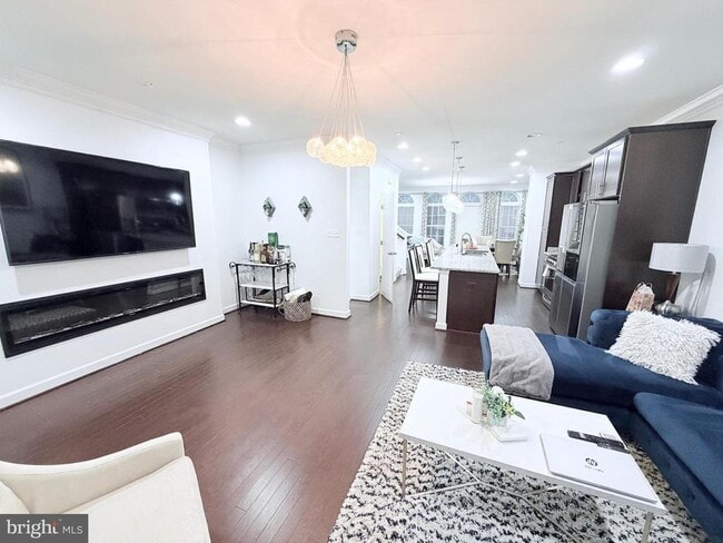 Foto del edificio - 7232 Barrberry Ln