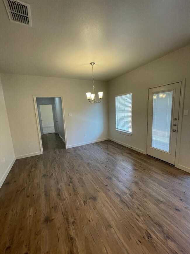 Building Photo - 2620 135th St