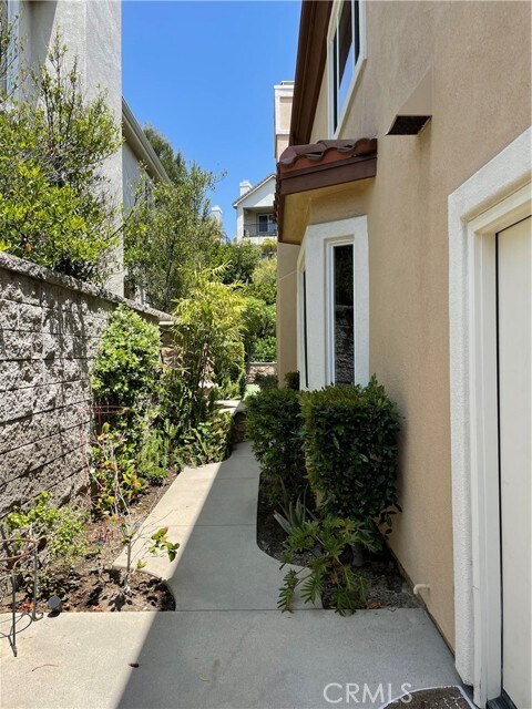 Foto del edificio - 3332 Red Pine Rd