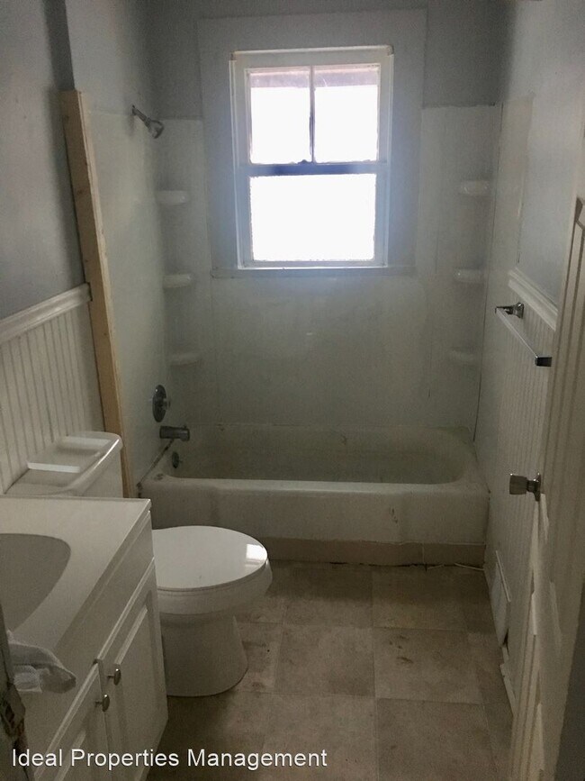 Building Photo - 2 br, 1 bath House - 2604 S Glenwood
