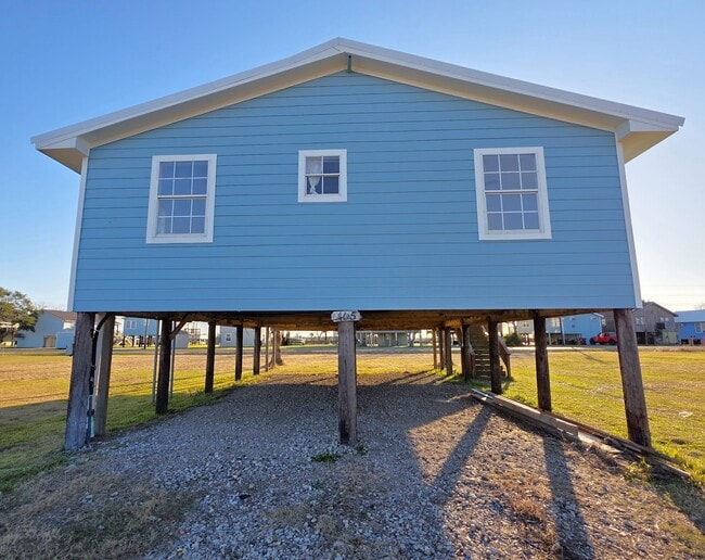 Building Photo - 405 Blue Water Blvd