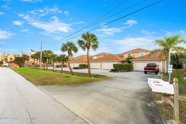 Building Photo - 97 Niemira Ave