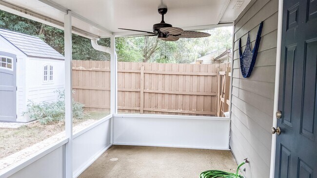 Building Photo - 1091 Rockbrook Ct