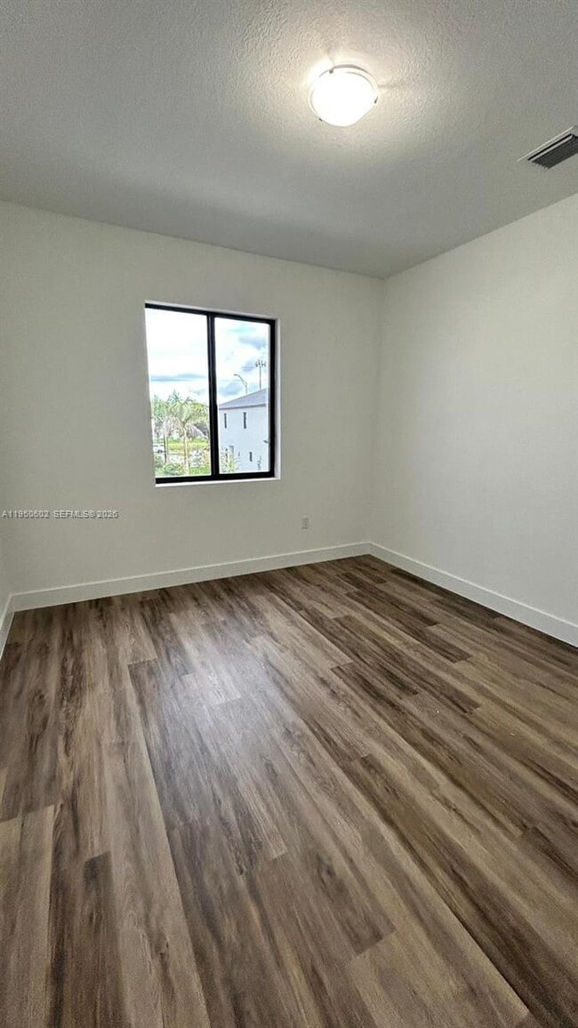 Building Photo - 13644 SW 157th Ct