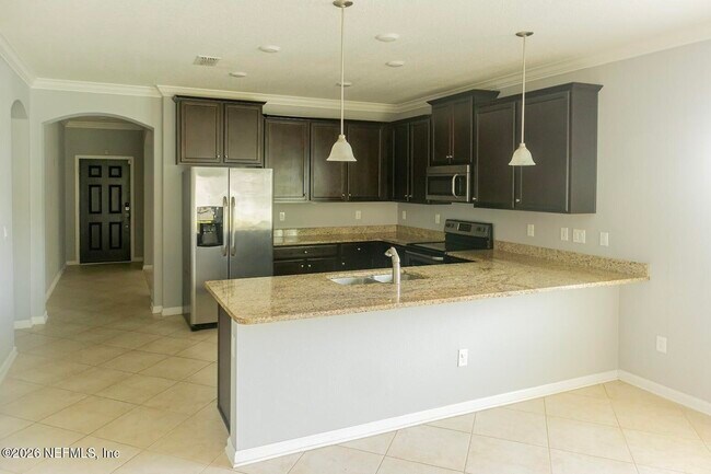 Foto del edificio - 10104 Bedford Lakes Ct