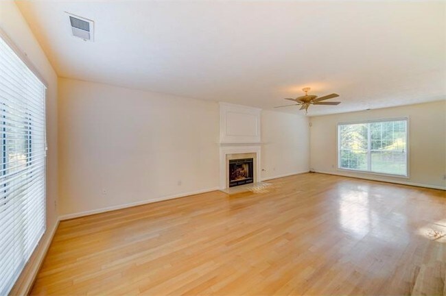 Building Photo - 2631 Conifer Green Way