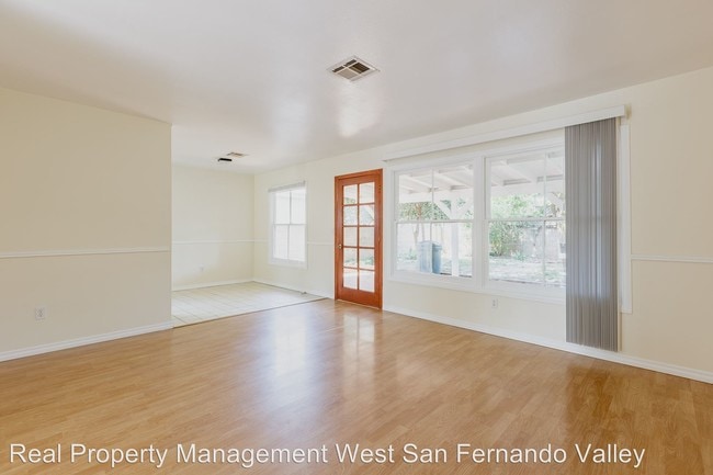 Building Photo - 4 br, 2 bath House - 8209 Jamieson Ave