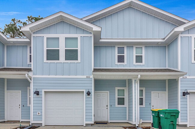 Foto del edificio - 3 bedroom Townhouse in Ft Walton Beach!!!