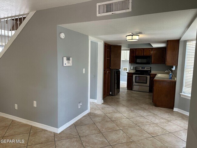 Foto del edificio - 1658 Nancy Lopez Ln