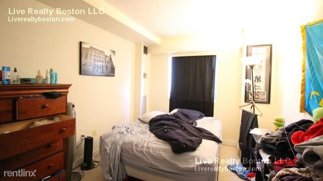 Foto del edificio - 5 N Beacon St