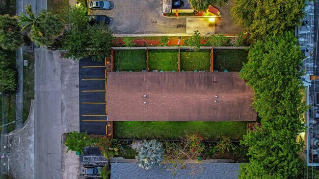 Foto del edificio - 934 NW 4th Ave