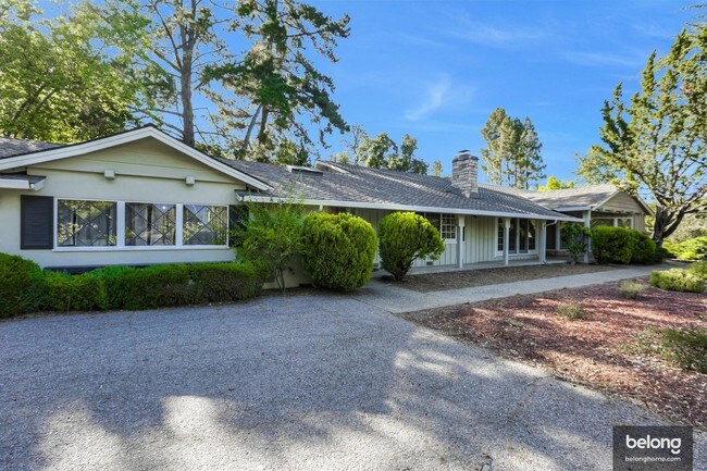 Foto del edificio - 24160 Dawnridge Dr