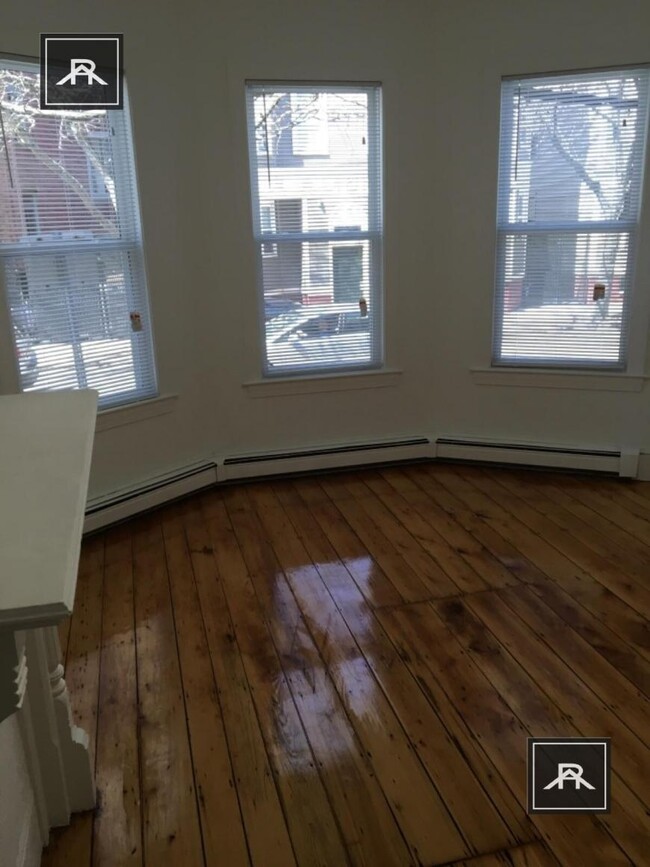 Building Photo - 2 bedroom in Cambridge MA 02139