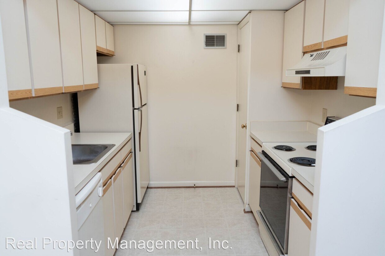 120 Turtle Creek Rd, Charlottesville, VA 22901 House Rental in