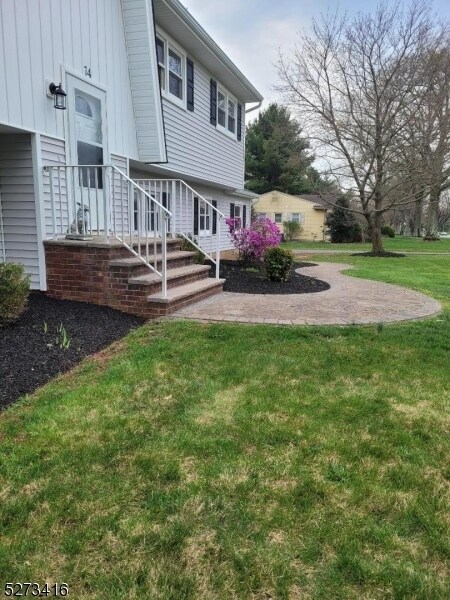 Building Photo - 74 Riverview Terrace