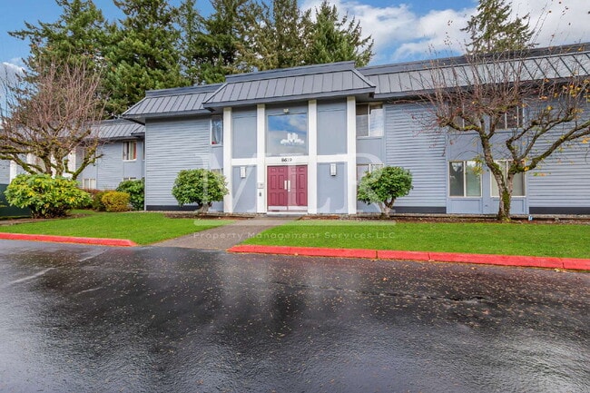 Foto del edificio - 8619 Zircon Dr SW