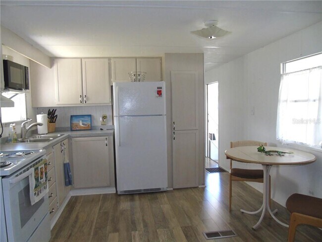 Building Photo - 1326 Ibis Dr