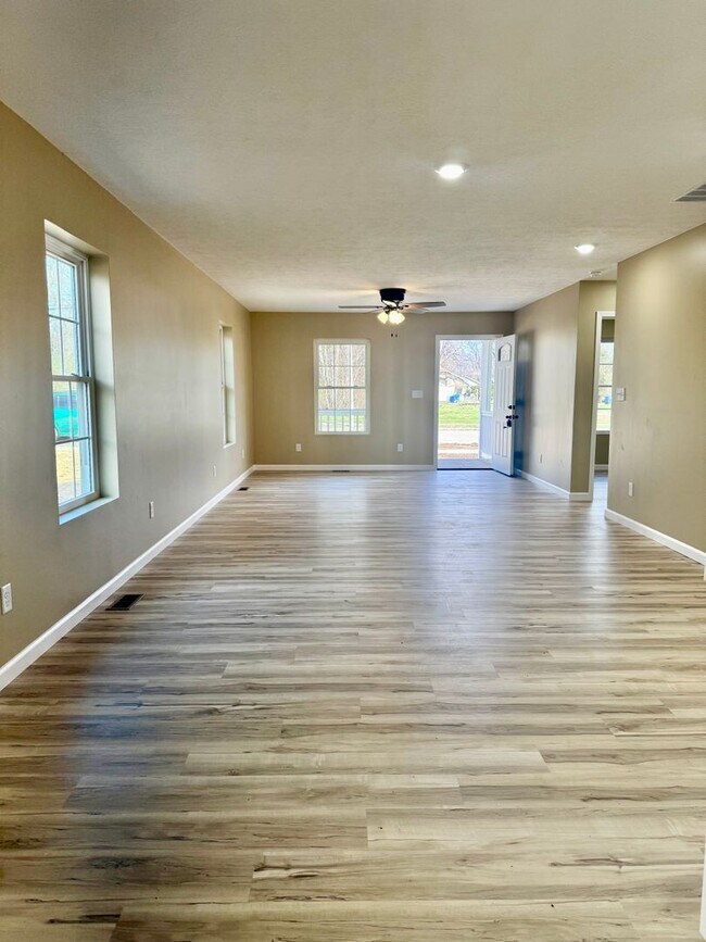 Foto del edificio - Just Built & Move-In Ready - Stunning New 3 Bedroom, 2 Bath Home!