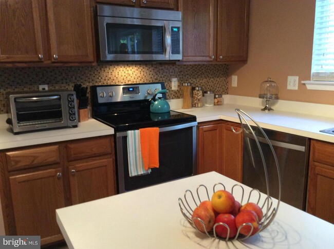 Foto del edificio - 6133 Lands End Ct
