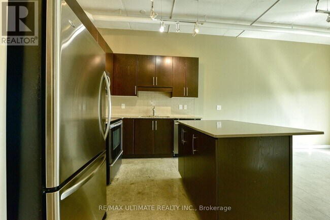 Photo du bâtiment - 2 Fieldway Rd