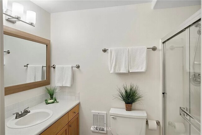 Foto del edificio - 15330 Sunwood Blvd
