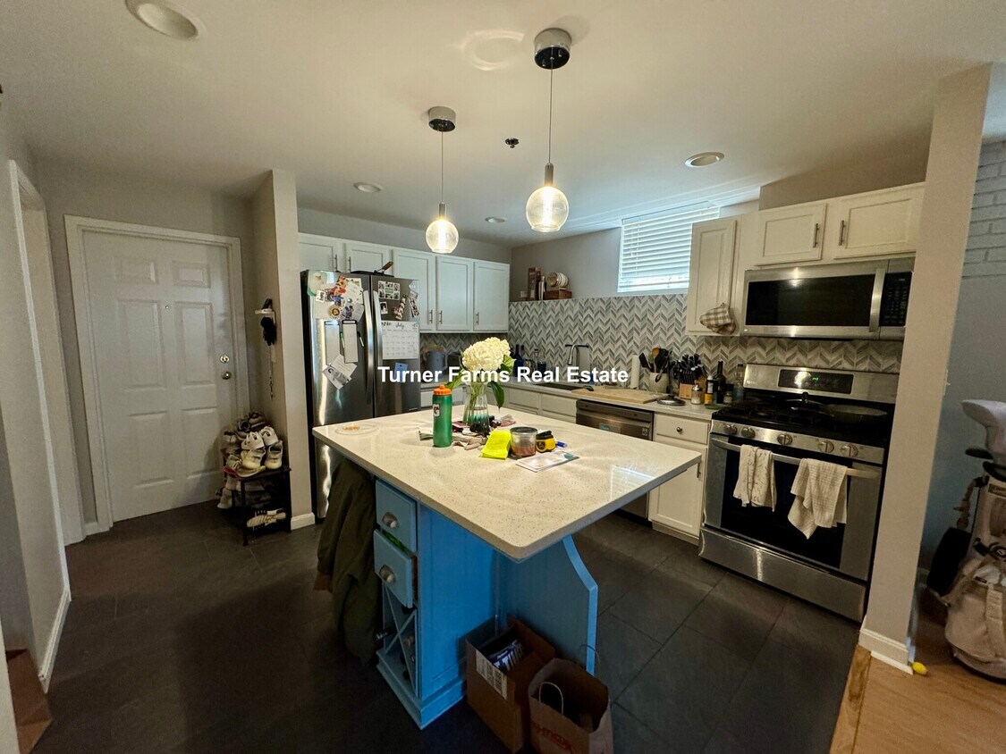 Foto principal - 2277 Massachusetts Ave