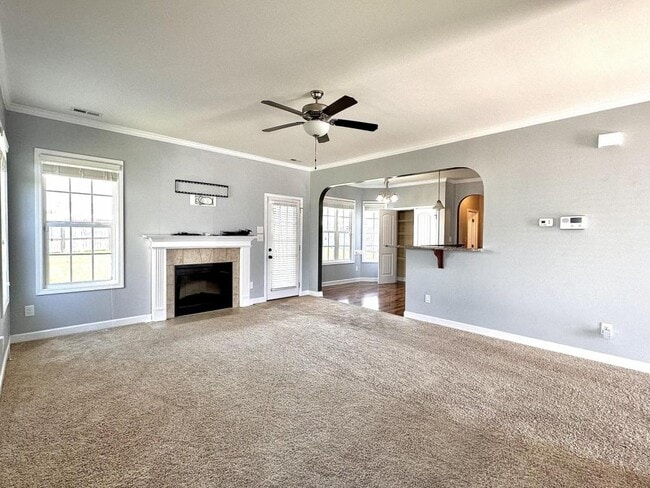 Building Photo - 6008 Crown Ridge Ct