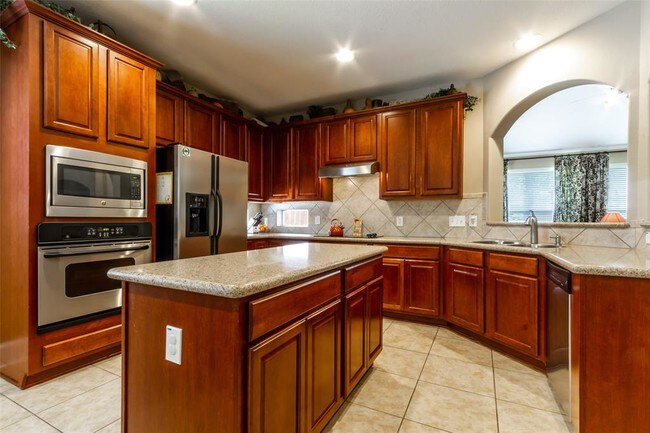 Building Photo - 25641 Peppermill Creek Dr