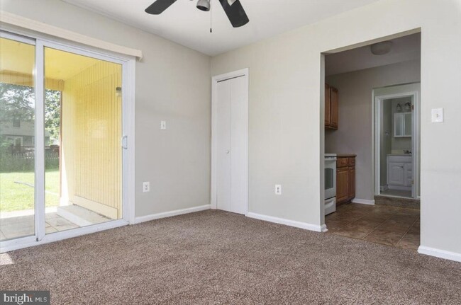 Building Photo - 1630 Revell Downs Dr