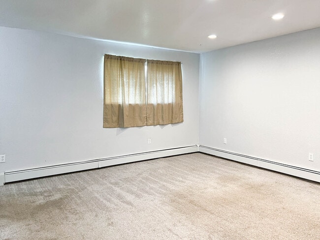 Photo - 132 N Lane St Townhome