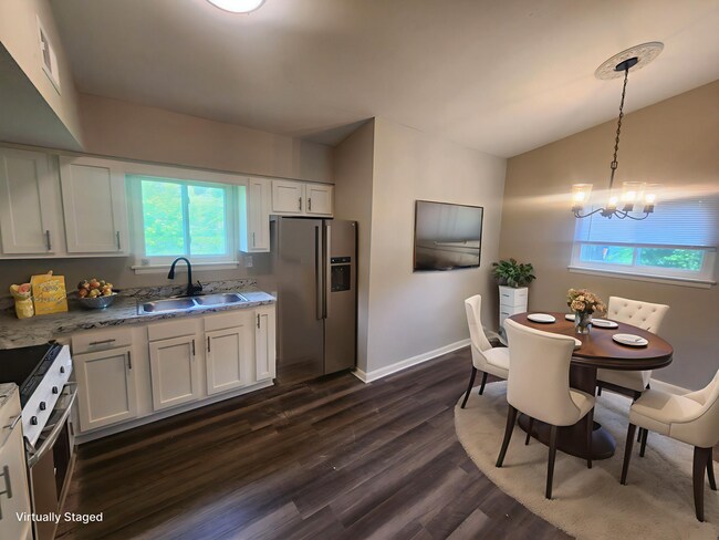 Foto del edificio - Renovated 3 bedroom 1.5 bath home in Valle...