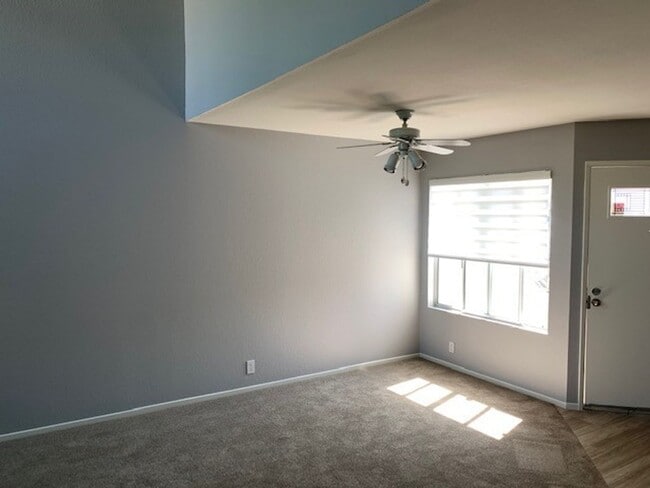 Building Photo - BEAUTIFUL "HILLCREST VILLAGE"  CONDOMINIUM HOME WITH GARAGE