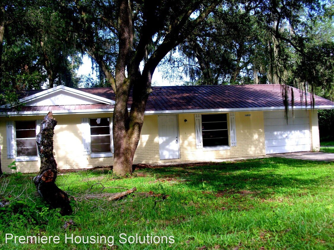 3 br, 1.5 bath House 14632 17th Street House Rental in Dade City, FL