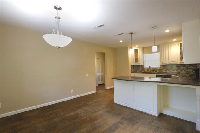 Foto del edificio - 1004 W Cayuga Dr