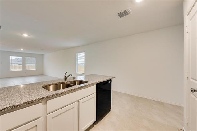 Building Photo - 9768 Skyhawk Ave