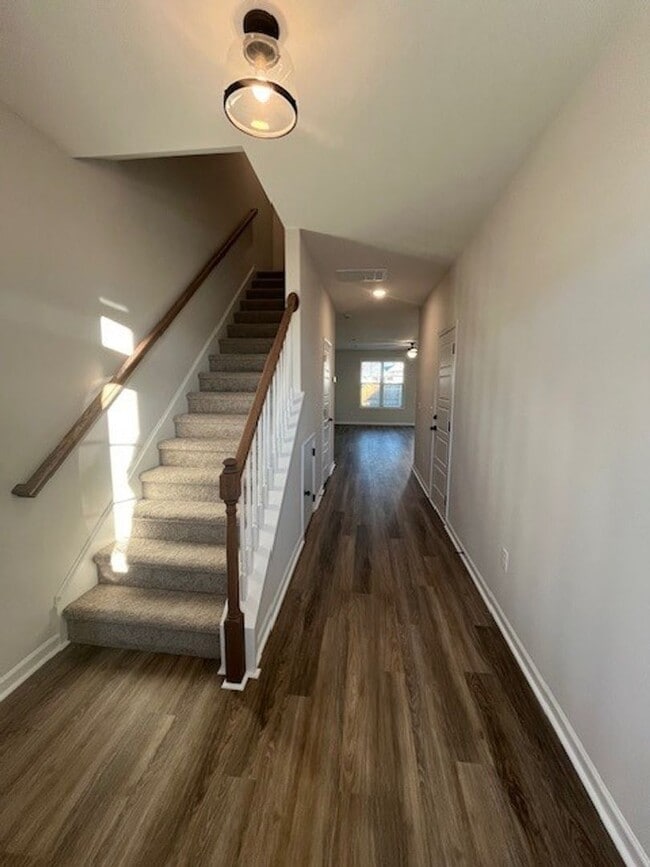 Building Photo - Brand New 3 bedroom 2.5 bath townhome in Leland area