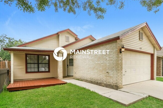 Building Photo - 4 Bedroom Pet-Friendly Home in SAN ANTONIO, TX with Main Street Renewal