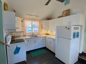 Building Photo - 0 Dodds Ln
