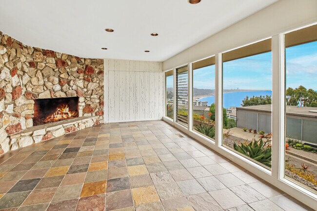 Building Photo - 17455 Revello Dr