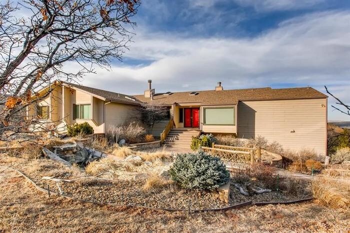 Primary Photo - 6943 Fox Cir, Larkspur, CO 80118