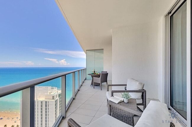 Building Photo - 4111 S Ocean Dr