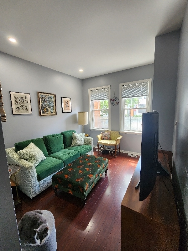 Primary Photo - 329 Elm St NW