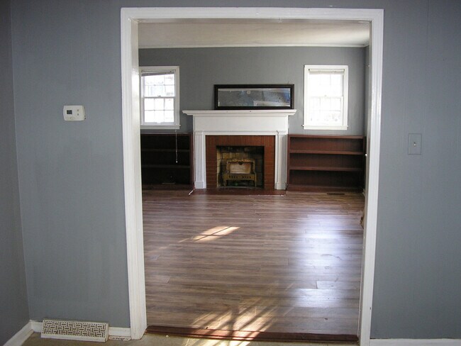 Foto del edificio - 1530 Nutwood Street