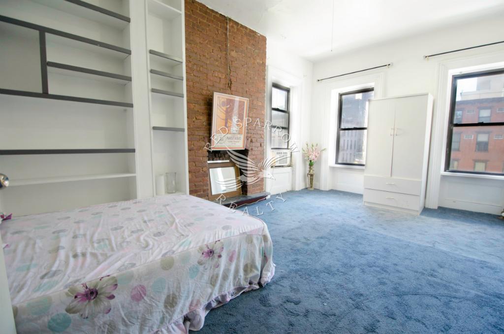 Foto principal - 252 E 52nd St