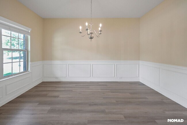 Building Photo - 813 Golden Isles Dr