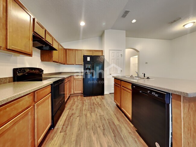 Foto del edificio - 6114 Sage Willow Way