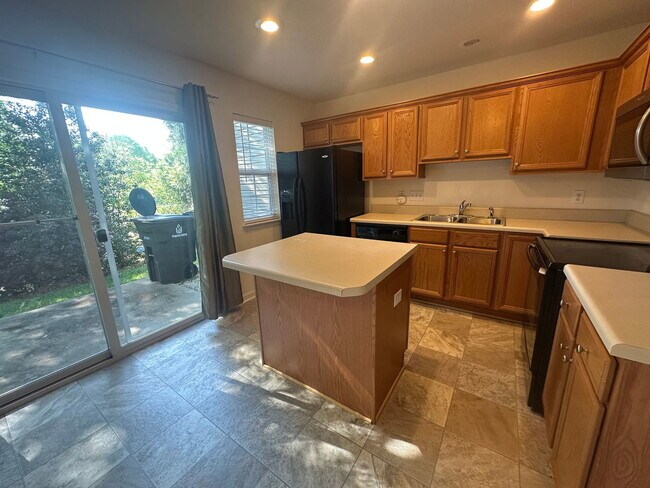 Building Photo - 2544 Halle Ann Cir
