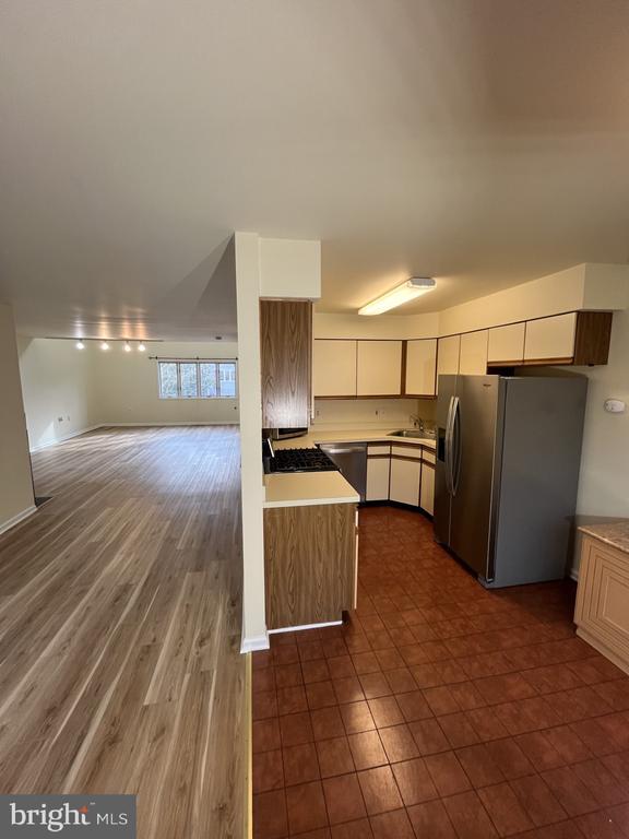 Foto del edificio - 16 Astor Ct