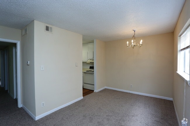 Interior - Clay Landings